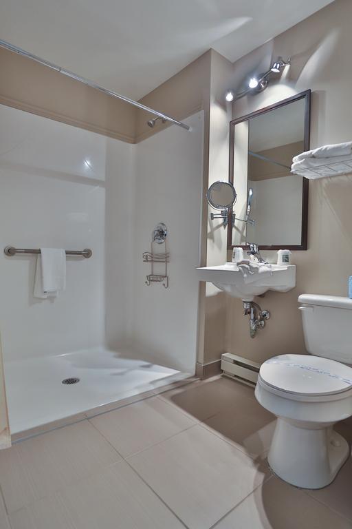 Hotel Le Versailles Saint-Sauveur-des-Monts Rom bilde